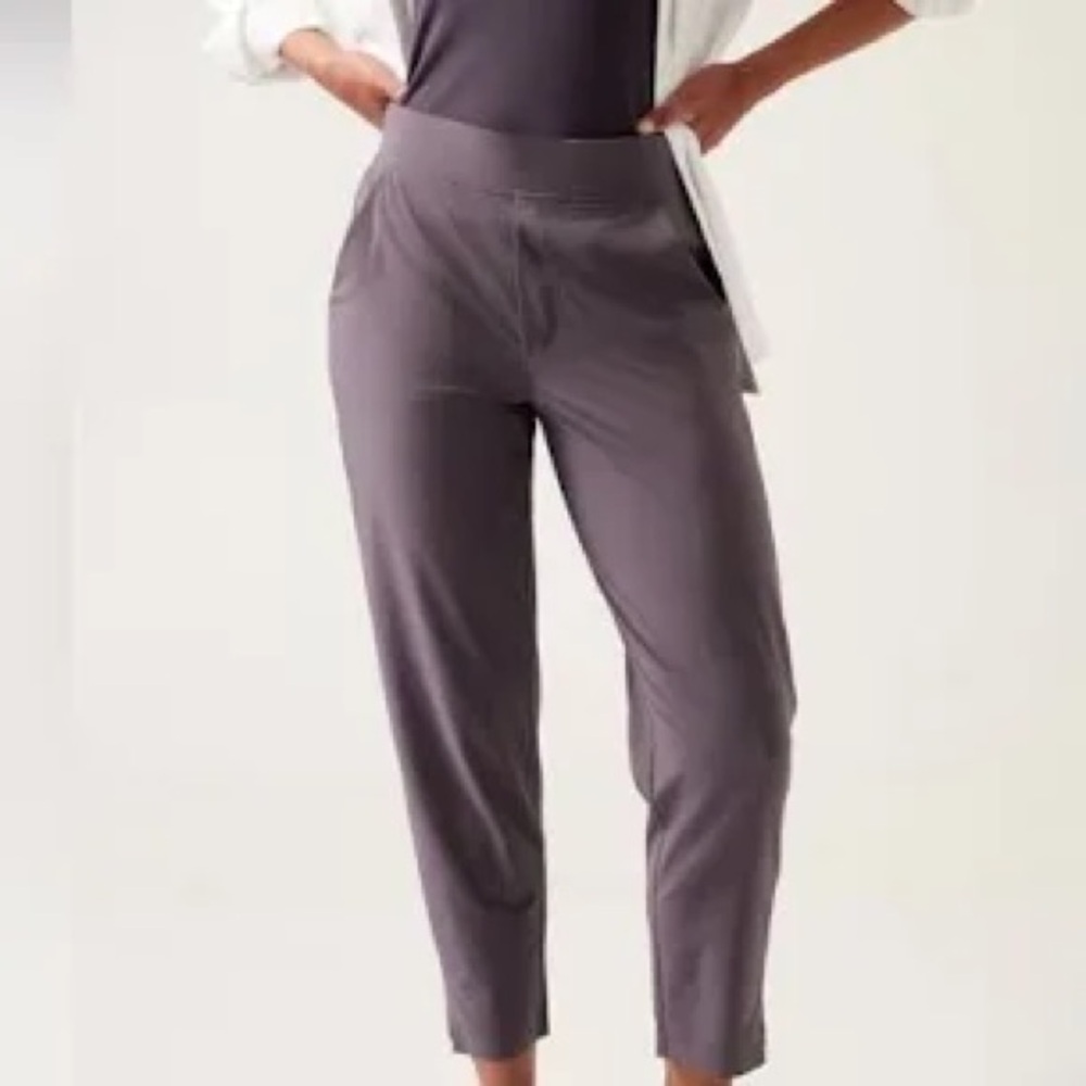 Athleta Brookline weekend purple pants with 4 packets size 10
